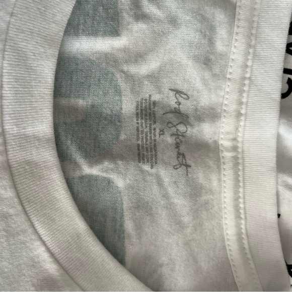 Rock Tshirt - Picture 6 of 7